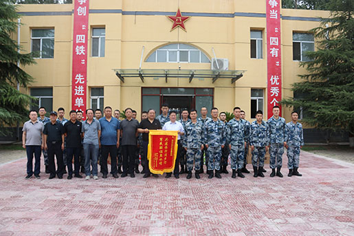 共建臨汾闊步行，軍民聯(lián)誼魚水情