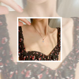 Collier personnalisé en acier titane et nacre pour femmes, avec diamants, chaîne de clavicule Simple et à la mode