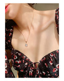 Collier personnalisé en acier titane et nacre pour femmes, avec diamants, chaîne de clavicule Simple et à la mode