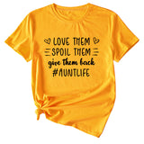 Lässiges T-Shirt mit Rundhalsausschnitt und kurzen Ärmeln mit Buchstabendruck von Love Them Spool
