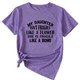 Großes Damen-T-Shirt mit Aufdruck „MY DAUGHTER ISN'T“ in Buchstabenform, kurzärmelig