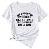 Großes Damen-T-Shirt mit Aufdruck „MY DAUGHTER ISN'T“ in Buchstabenform, kurzärmelig