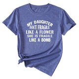 Großes Damen-T-Shirt mit Aufdruck „MY DAUGHTER ISN'T“ in Buchstabenform, kurzärmelig