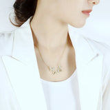 Simple et polyvalent avec le même pendentif papillon en acier inoxydable, chaîne de clavicule en acier titane pour femmes